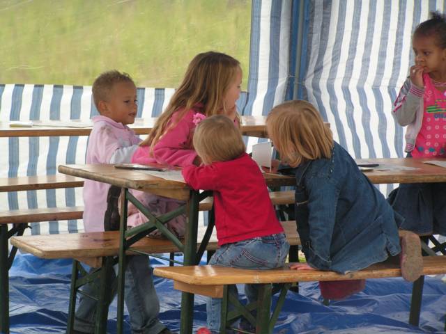 klik op de foto voor een grotere weergave